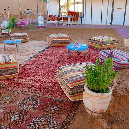 Aladdin Merzouga Camp Exterior photo
