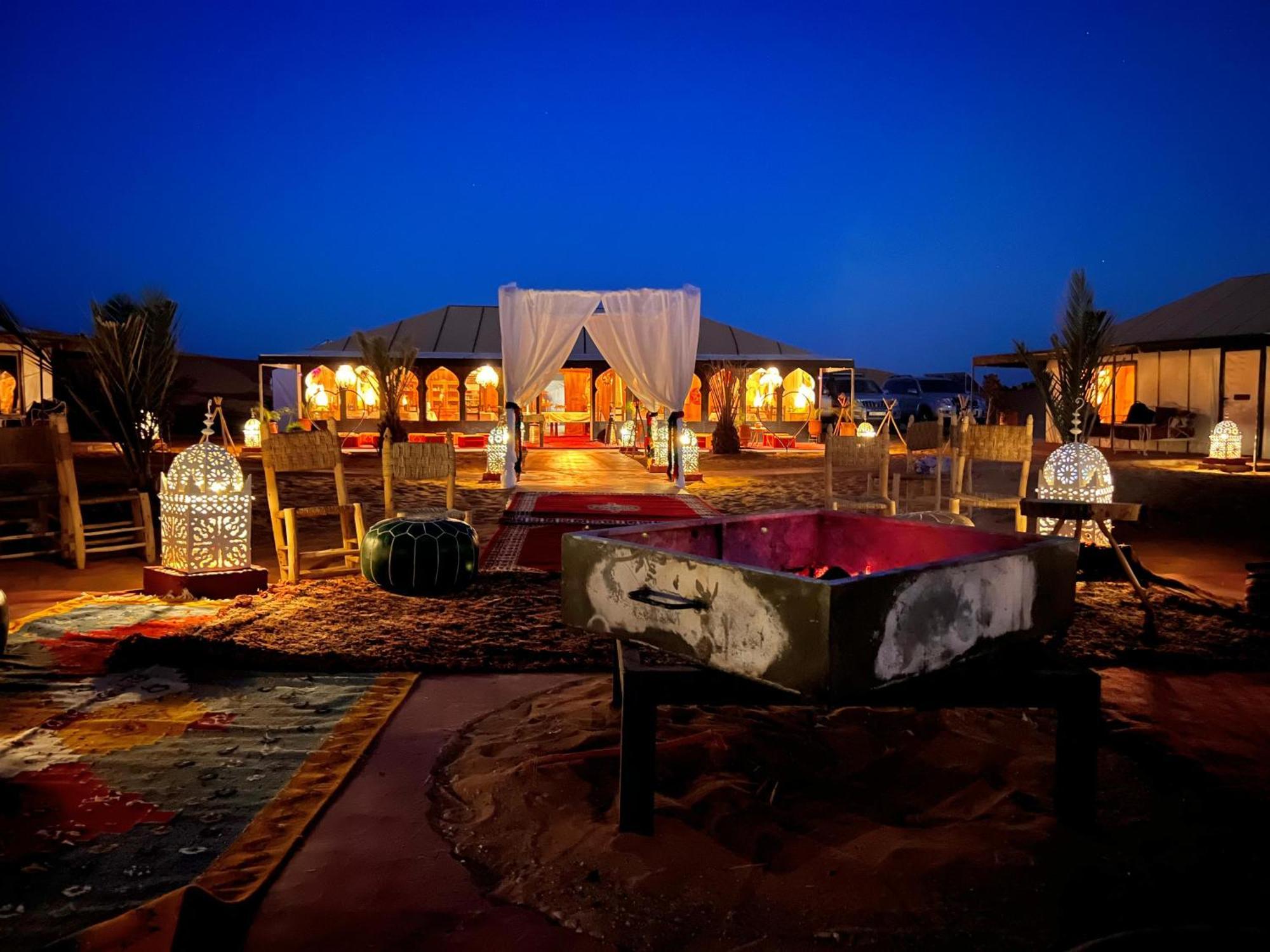 Aladdin Merzouga Camp Exterior photo