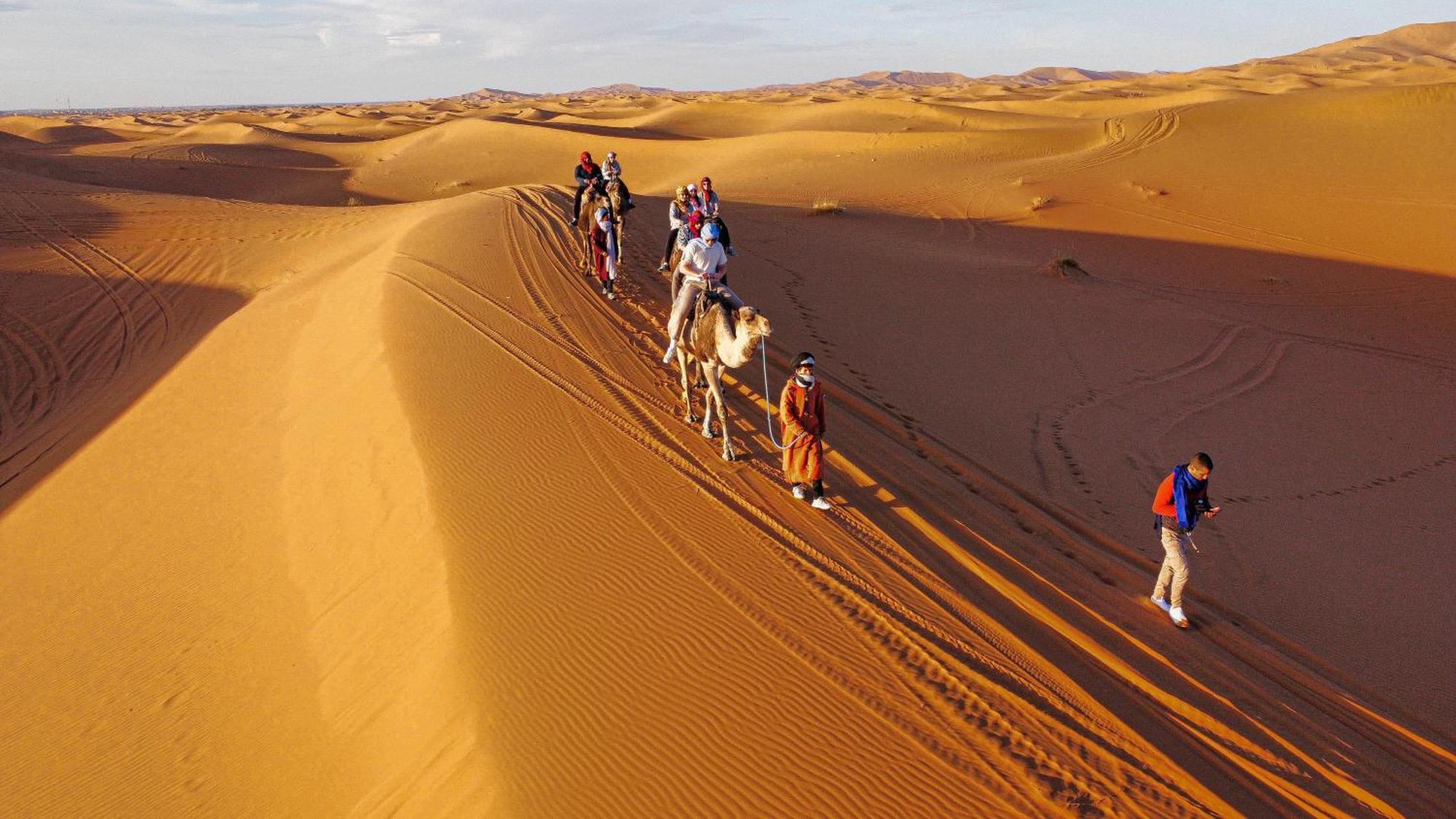 Aladdin Merzouga Camp Exterior photo