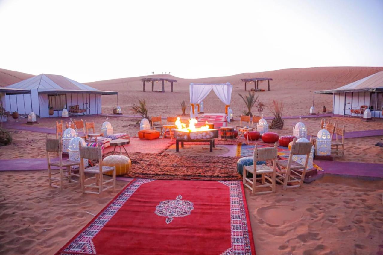 Aladdin Merzouga Camp Exterior photo