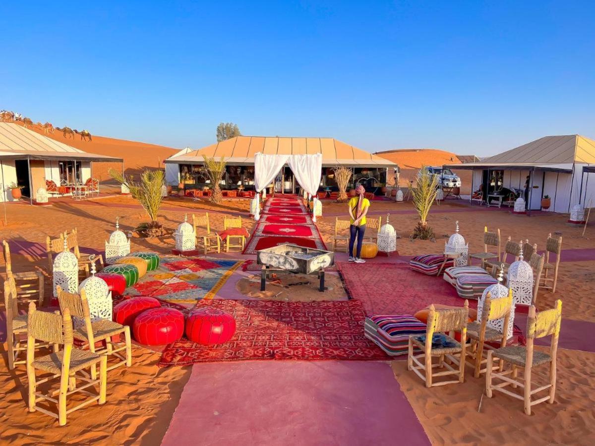 Aladdin Merzouga Camp Exterior photo