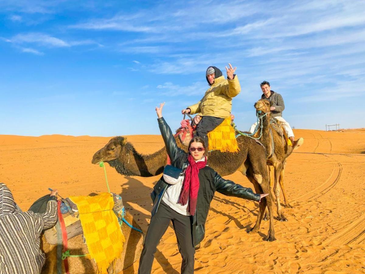 Aladdin Merzouga Camp Exterior photo