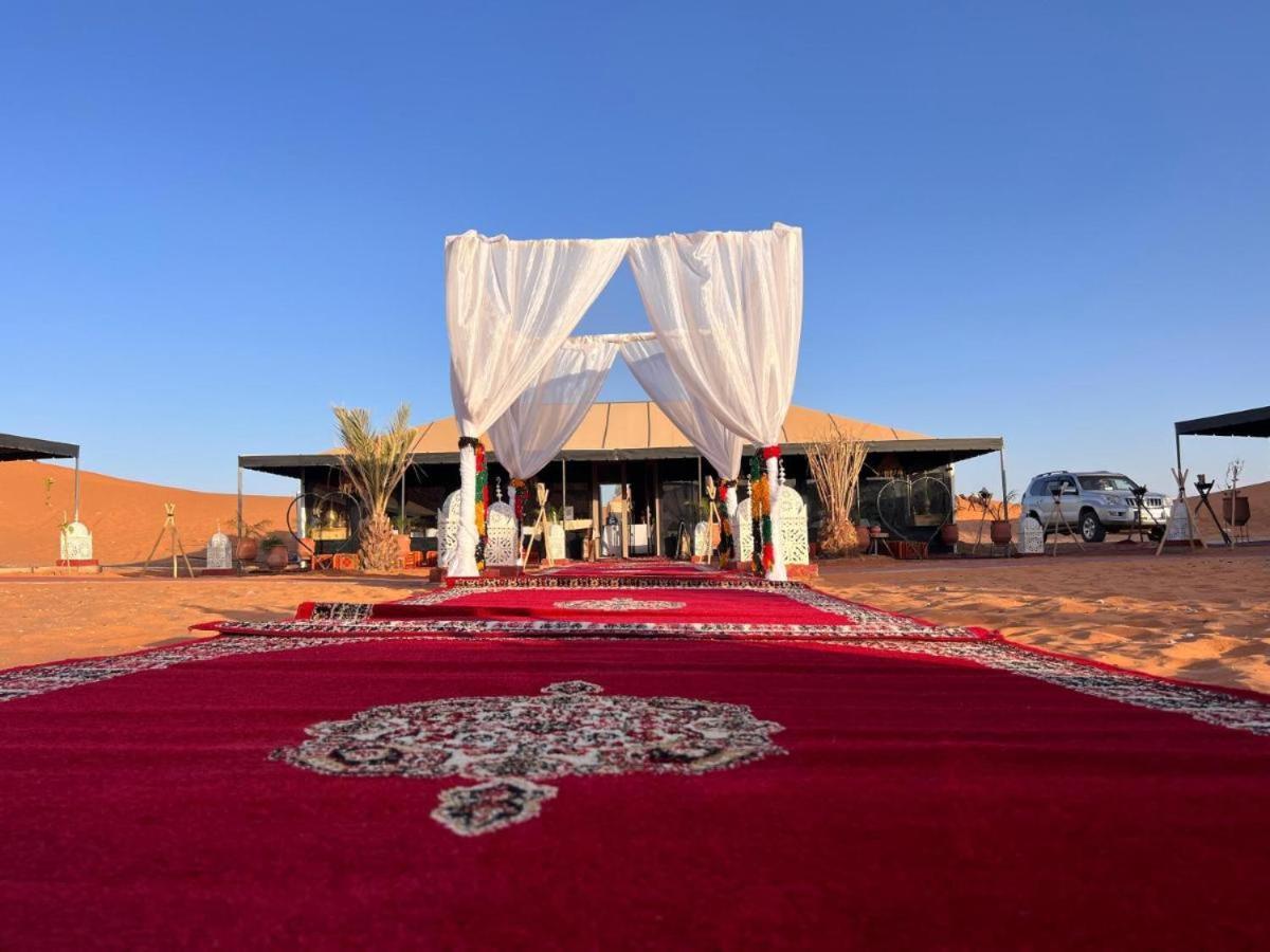 Aladdin Merzouga Camp Exterior photo