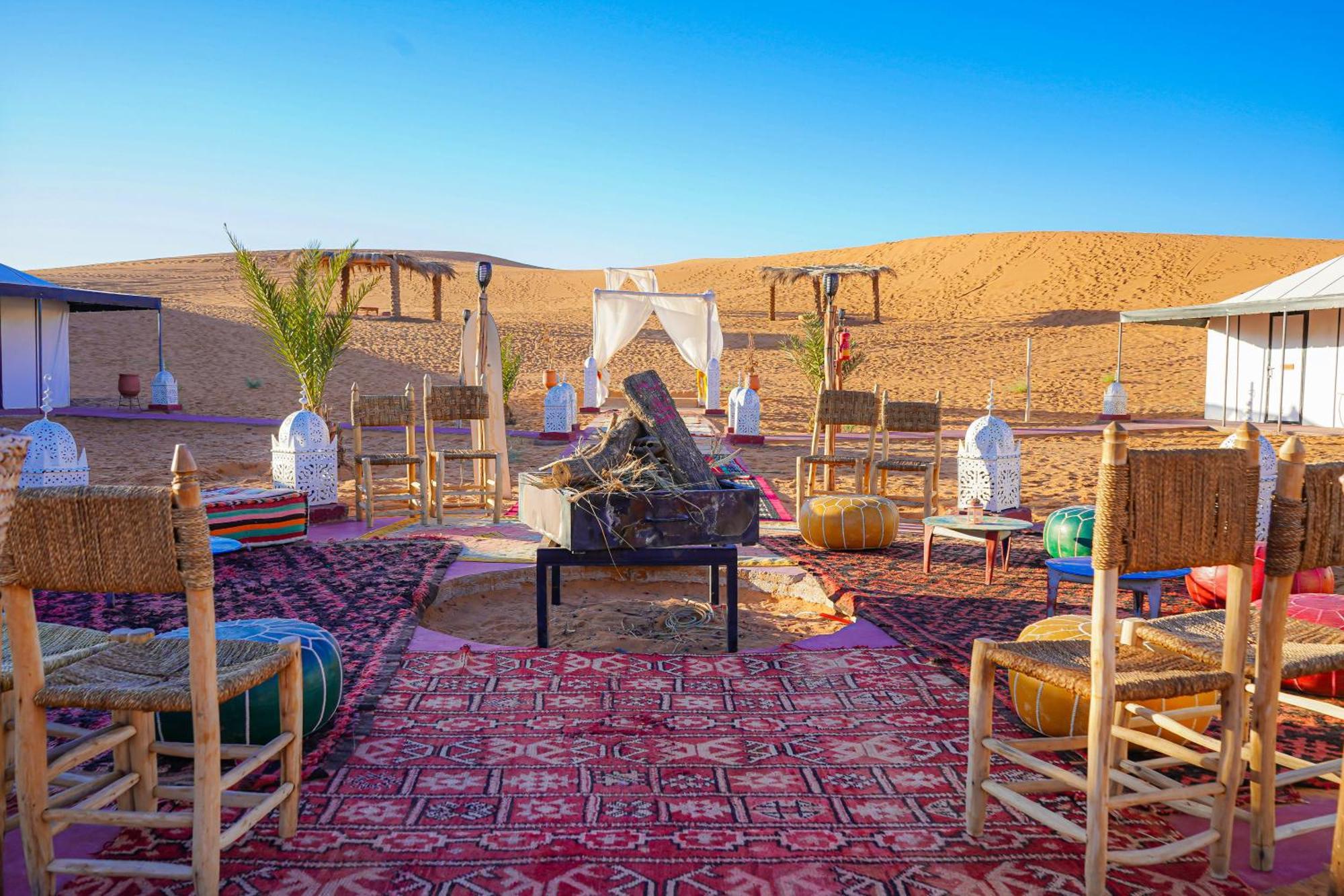 Aladdin Merzouga Camp Exterior photo