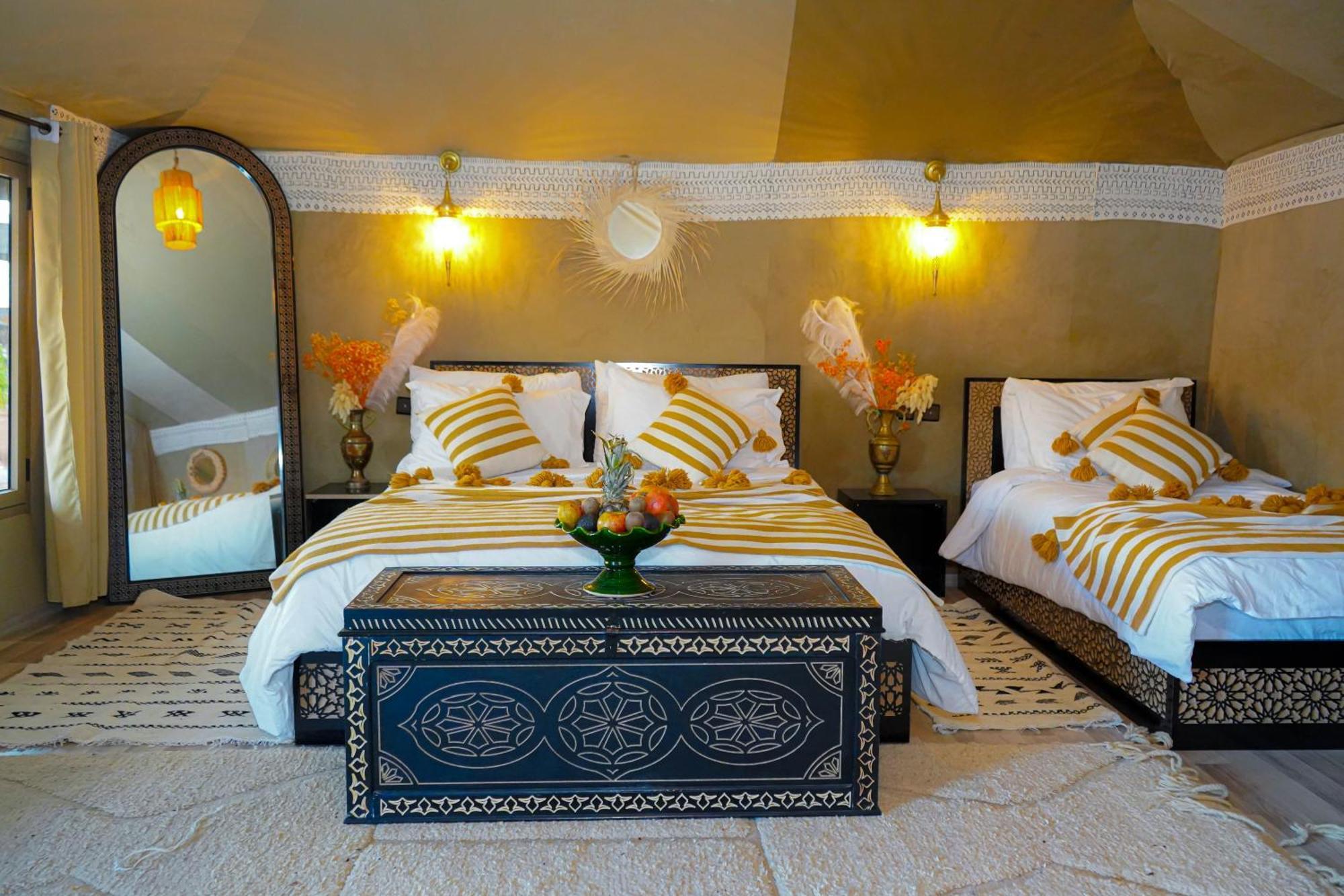 Aladdin Merzouga Camp Exterior photo