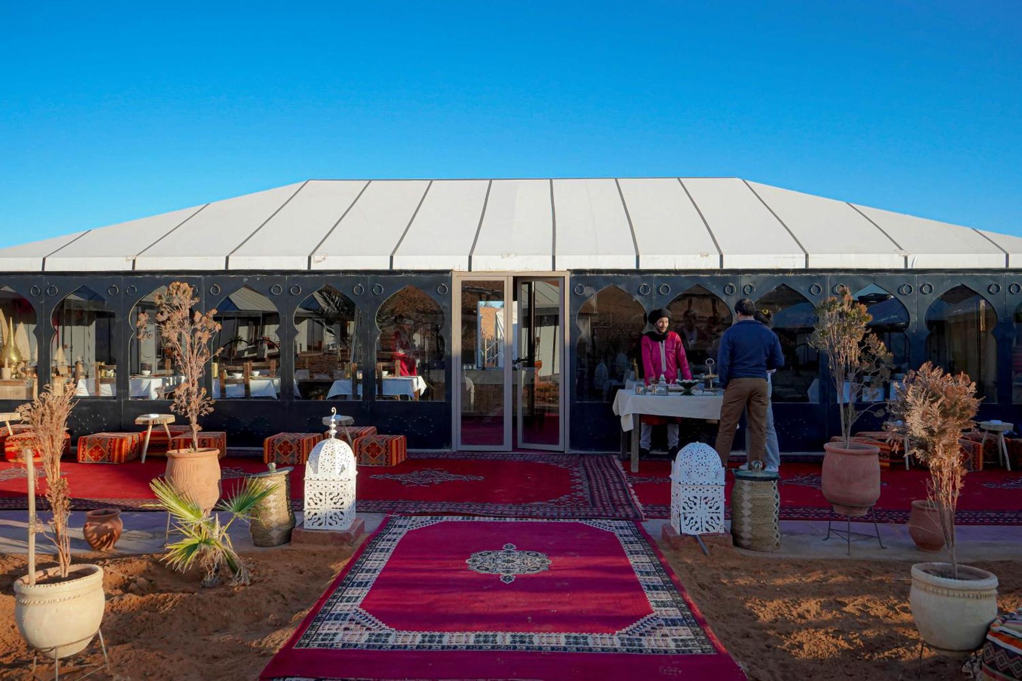 Aladdin Merzouga Camp Exterior photo