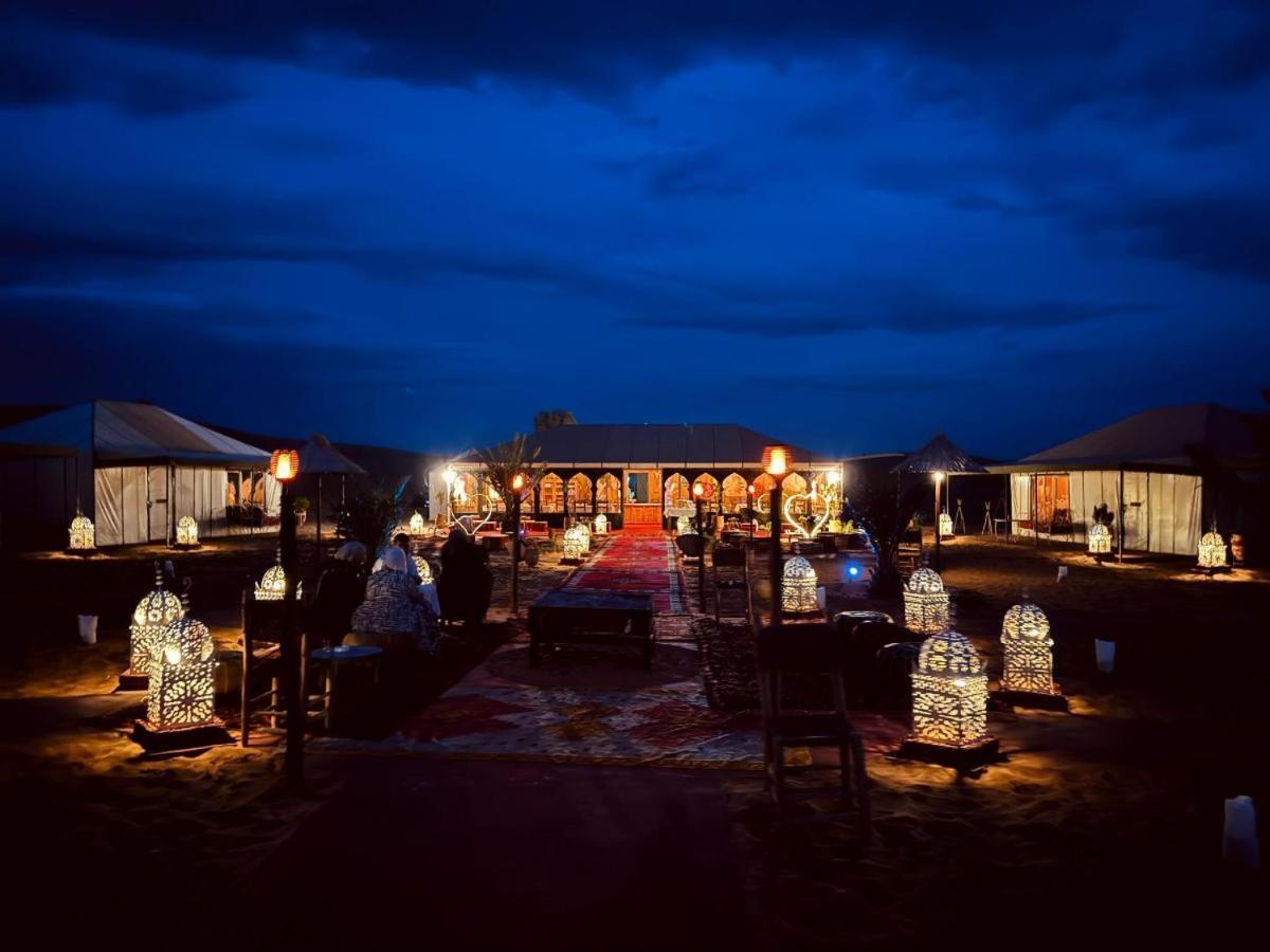 Aladdin Merzouga Camp Exterior photo